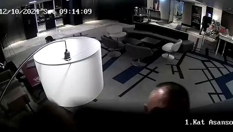 İBB Yolsuzluk Soruşturmasında Sır Perdesi: Kamera Görüntüleri Ne Anlatıyor?