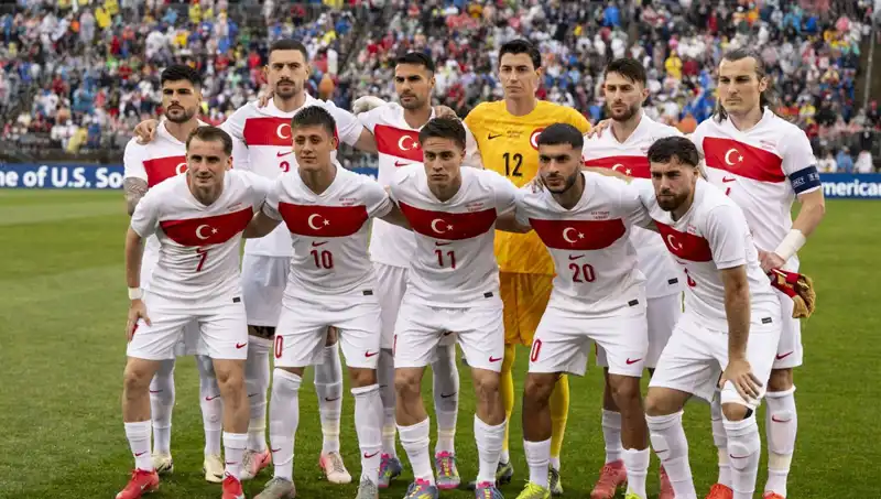 FIFA Dünya Sıralamasında Şok Gelişmeler: Üst Sıralarda Neler Oluyor?