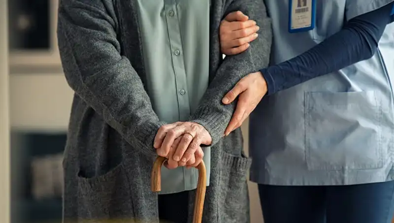Dünyanın En Yaşlı Doktorunun 102 Yıllık Hayatına Dair Sırları