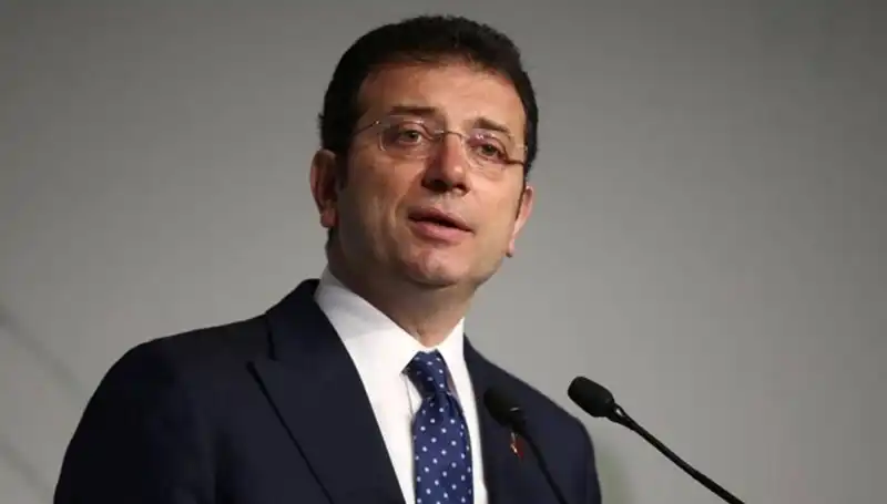 Ekrem İmamoğlu'nun Diploma Davasında İlk Duruşma Gerçekleşti: Gelişmeler Neler?