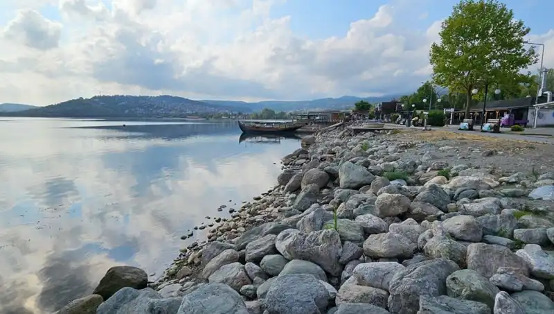 Sapanca Gölü'nde Su Seviyesinde Şok Düşüş: Nedenleri ve Etkileri Neler?