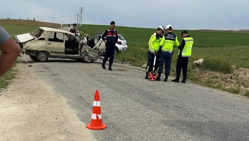 Annesini Ziyarete Giden Genç, Korkunç Bir Trafik Kazasında Hayatını Kaybetti